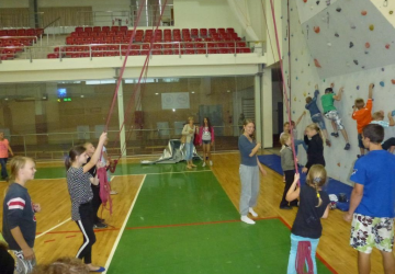 Skatāmies aiz apvāršņa!