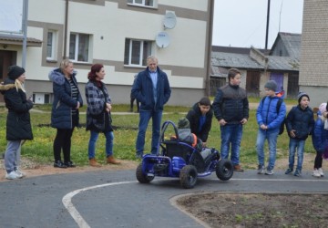 Bērnu autoskolas apmācību laukuma atklāšana Kūku pagastā