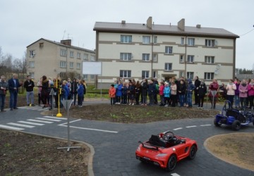 Bērnu autoskolas apmācību laukuma atklāšana Kūku pagastā