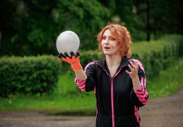 Ģimenes vienoti piedzīvojumā: Zasā noticis pasākums “Apslēptos dārgumus meklējot”