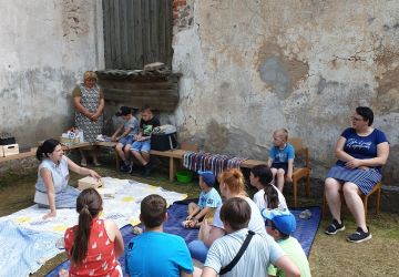 Radošā darbnīca “Iepazīsim ģimenes pirmsākumus”